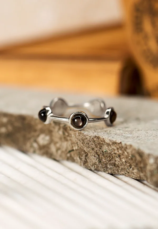 Anello Essenza Madreperla Nera in Argento 925 con Pietra Naturale